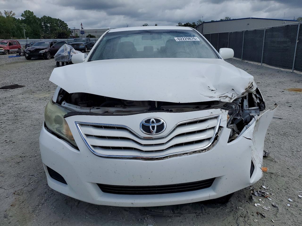 2010 Toyota Camry Le White vin: 4T1BF3EK8AU542424