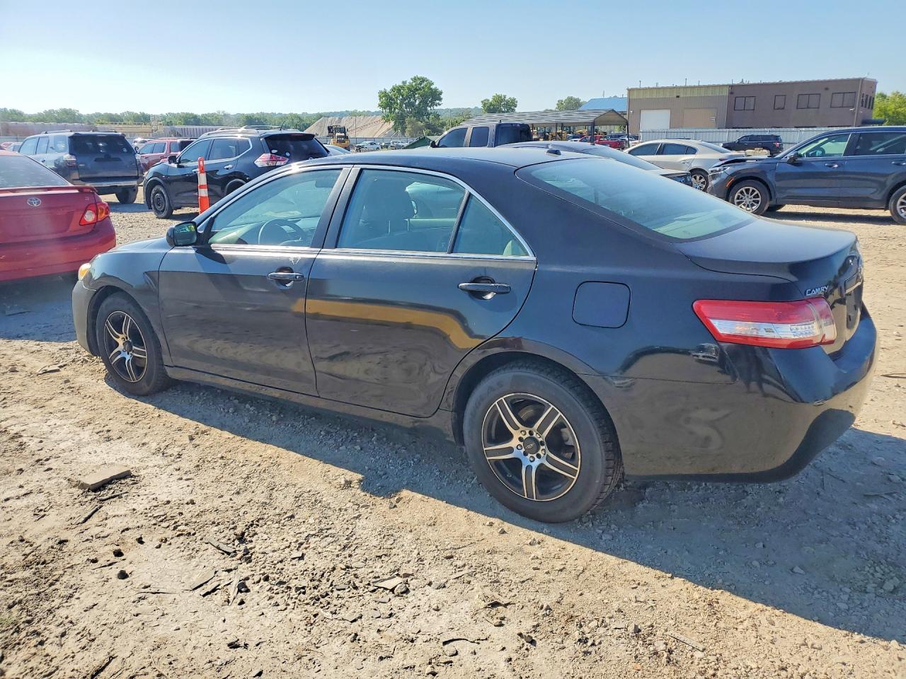2010 Toyota Camry Le Black vin: 4T1BF3EK8AU554444