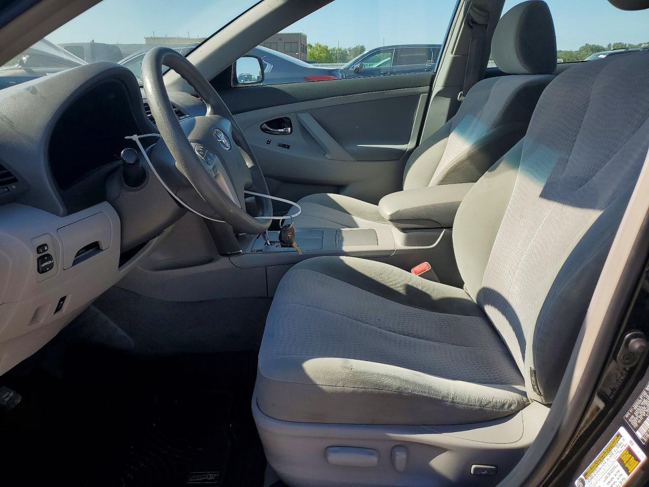 2010 Toyota Camry Le Black vin: 4T1BF3EK8AU554444