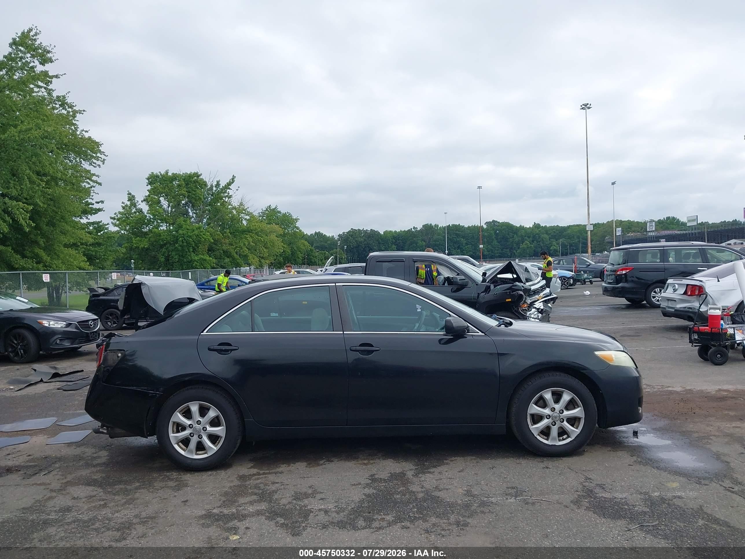 2011 Toyota Camry Le Black vin: 4T1BF3EK8BU118484
