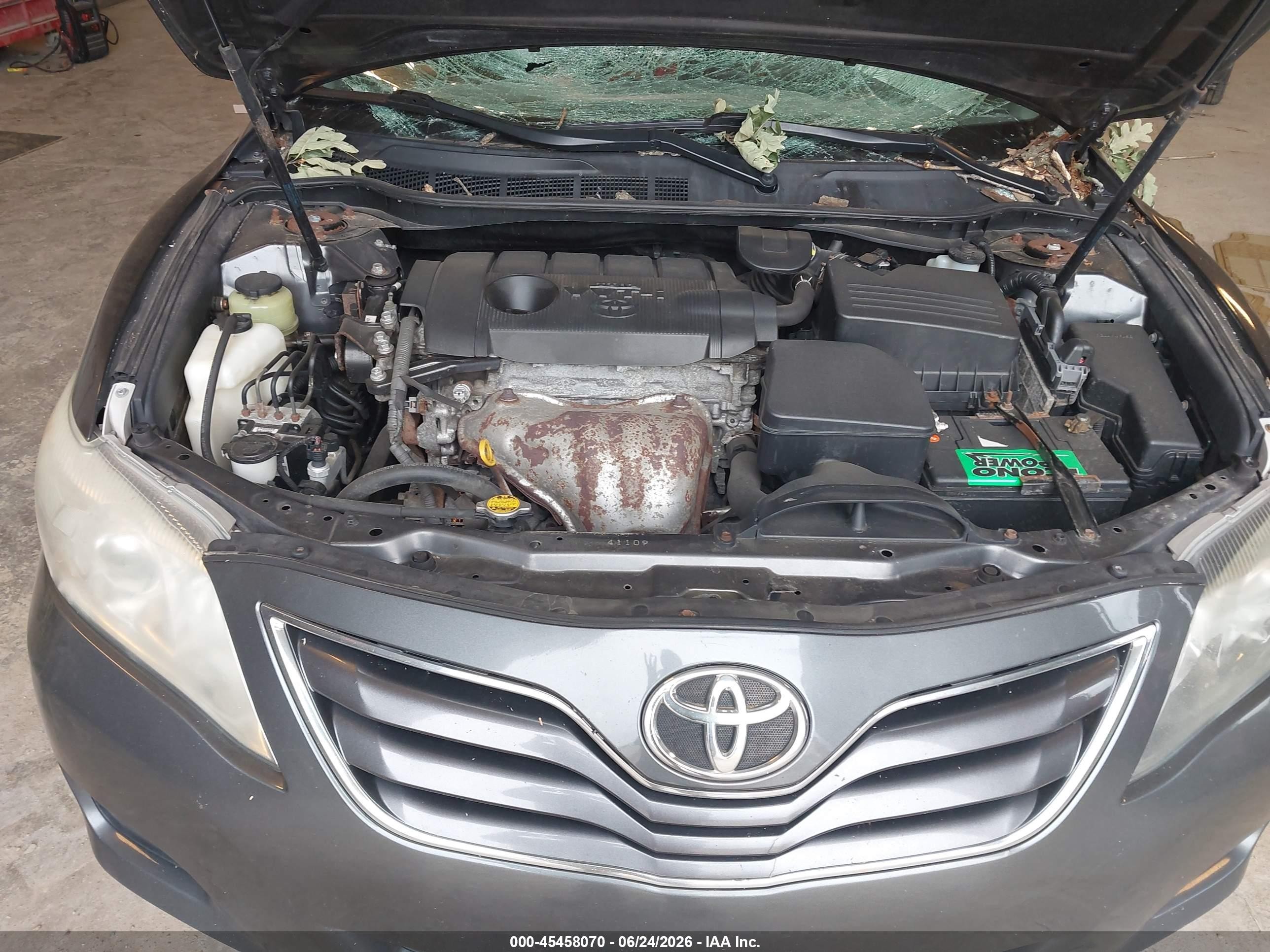 2011 Toyota Camry Le Gray vin: 4T1BF3EK8BU120199