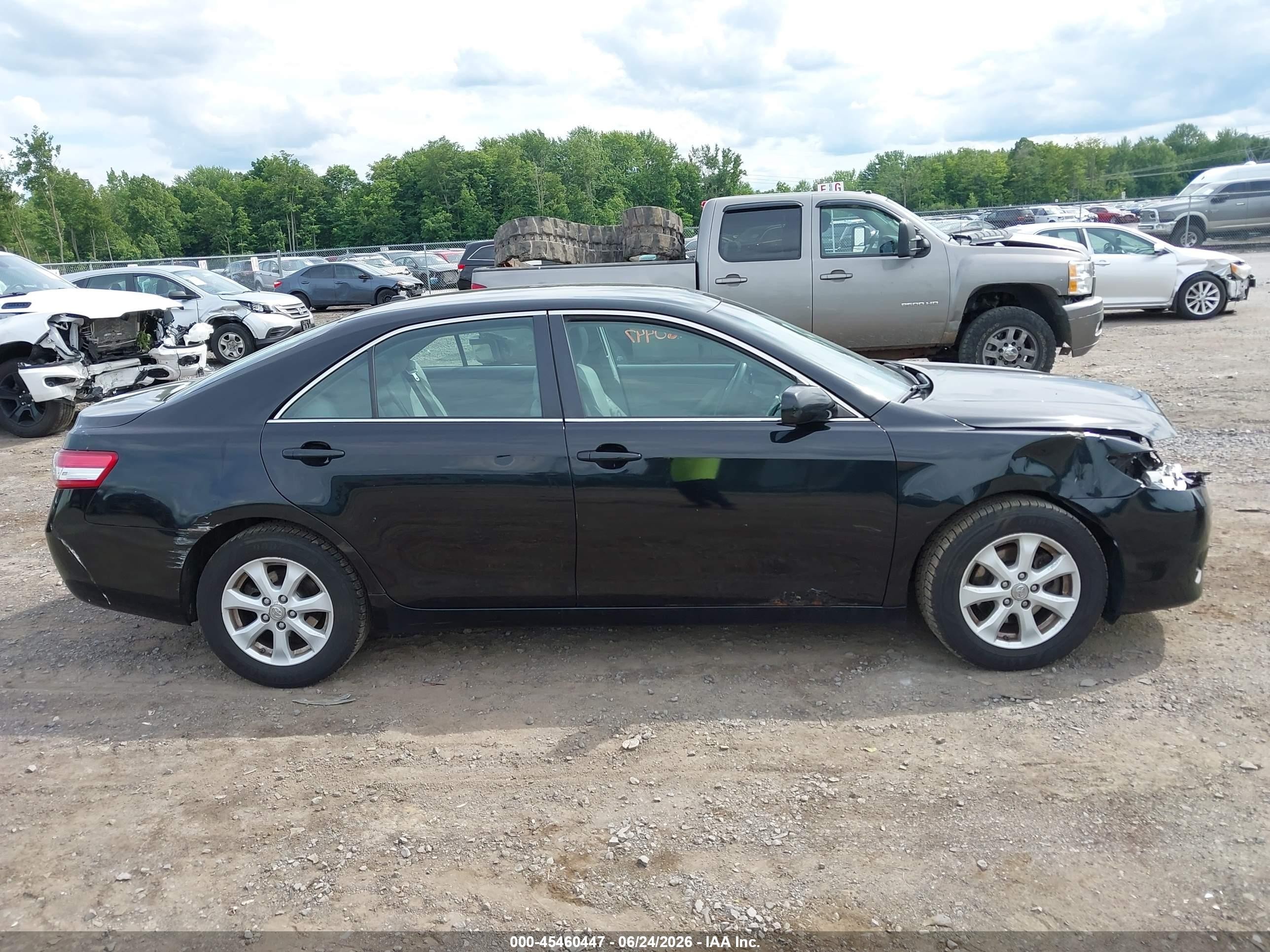 2011 Toyota Camry Le Black vin: 4T1BF3EK8BU131672