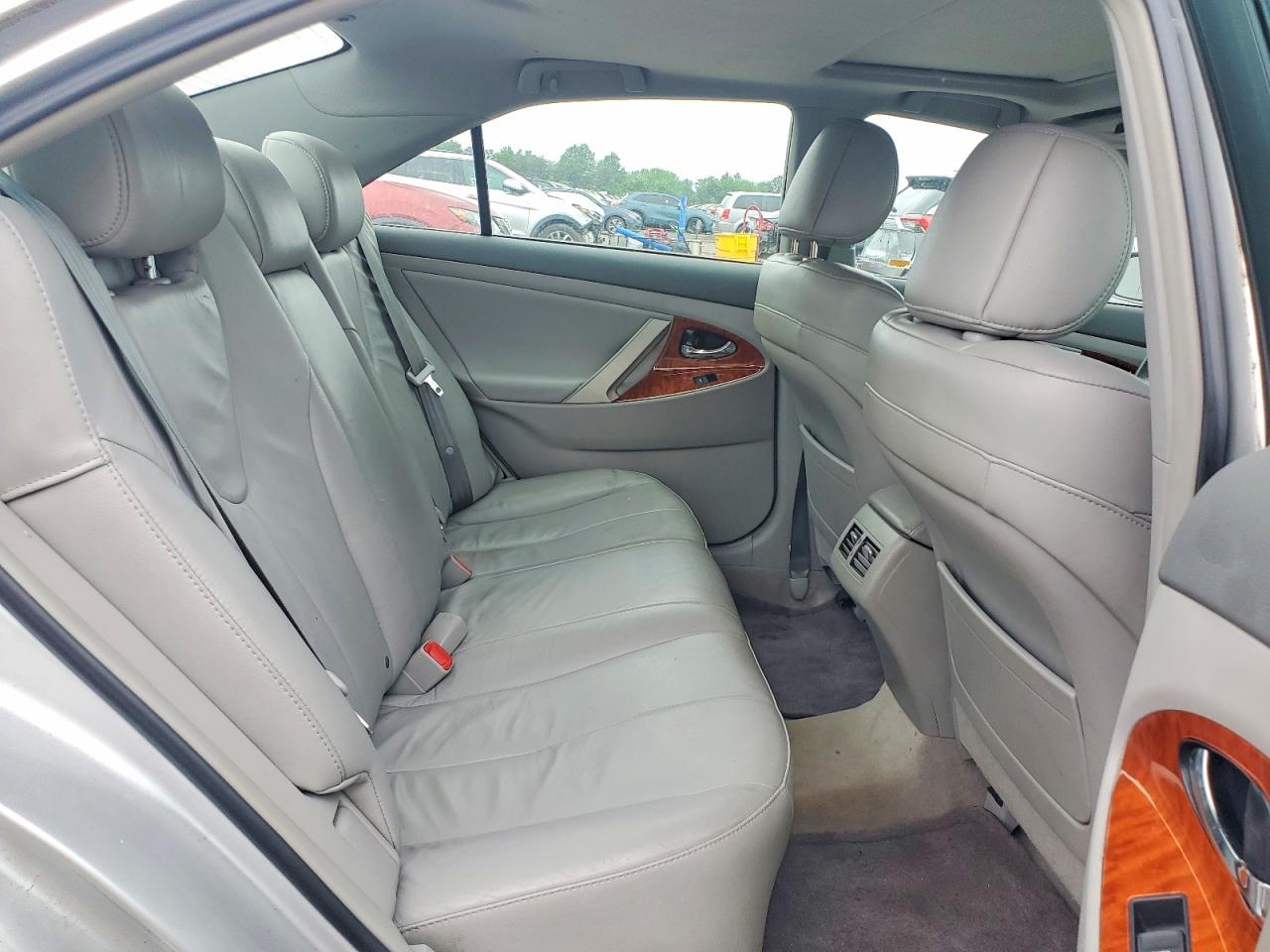 2011 Toyota Camry Xle Silver vin: 4T1BF3EK8BU156877