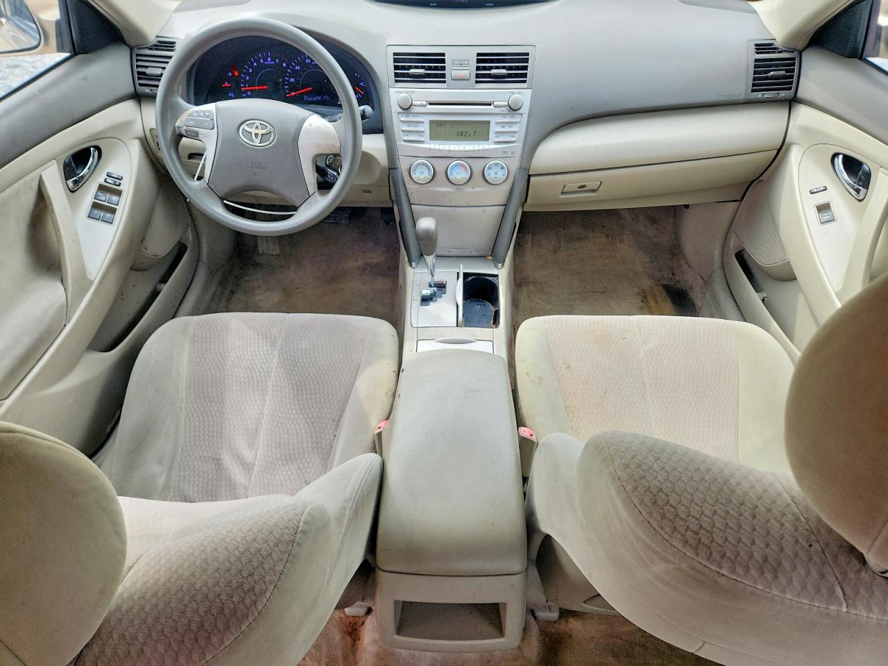 2011 Toyota Camry Le Золотой vin: 4T1BF3EK8BU176014