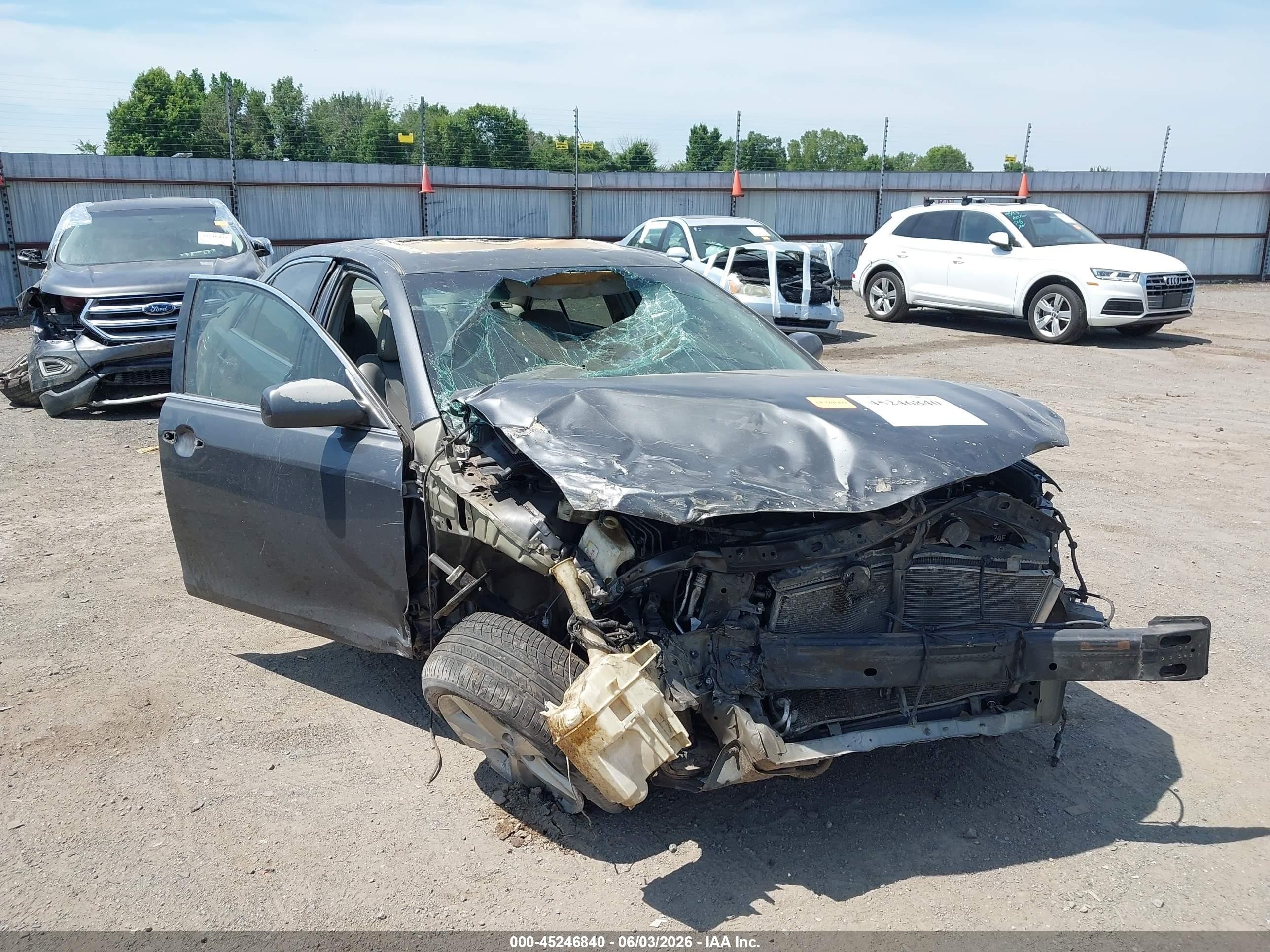 2011 Toyota Camry Se Gray vin: 4T1BF3EK8BU231576