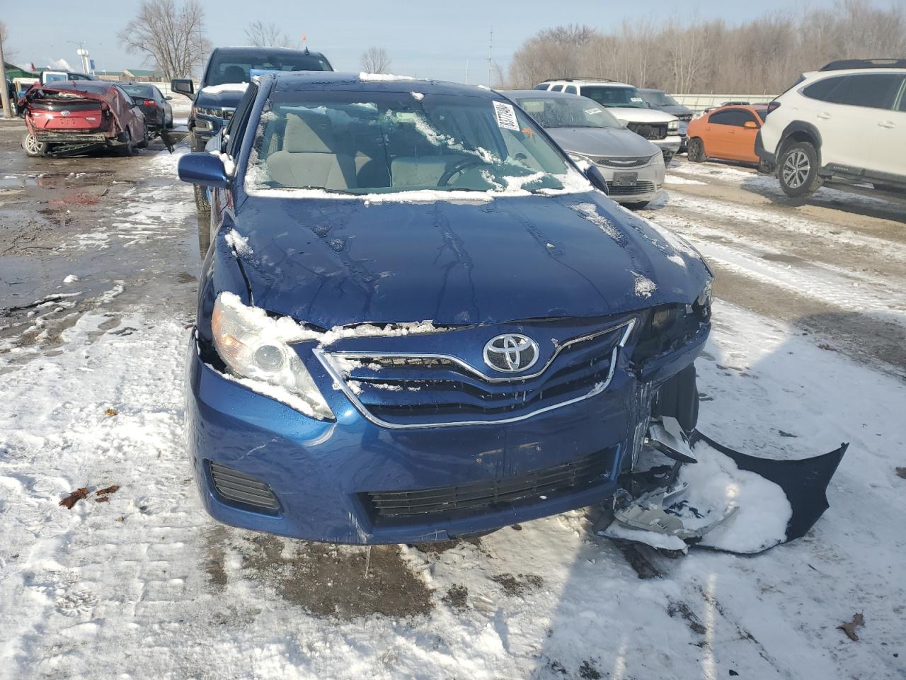 2011 Toyota Camry Base Blue vin: 4T1BF3EK8BU585307