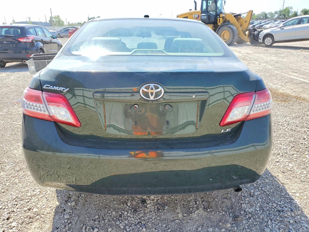 2011 Toyota Camry Le Green vin: 4T1BF3EK8BU587526