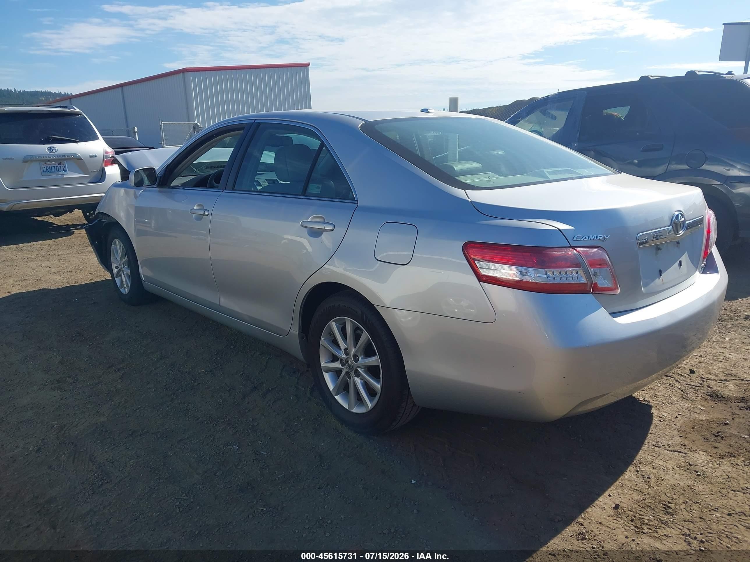 2011 Toyota Camry Xle Silver vin: 4T1BF3EK8BU598297