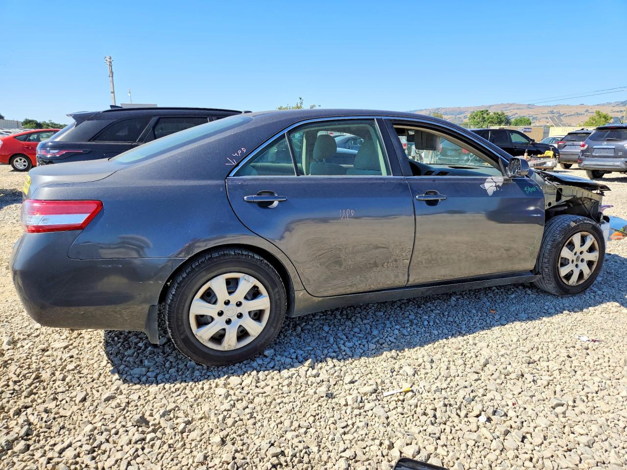 2011 Toyota Camry Le Charcoal vin: 4T1BF3EK8BU620220