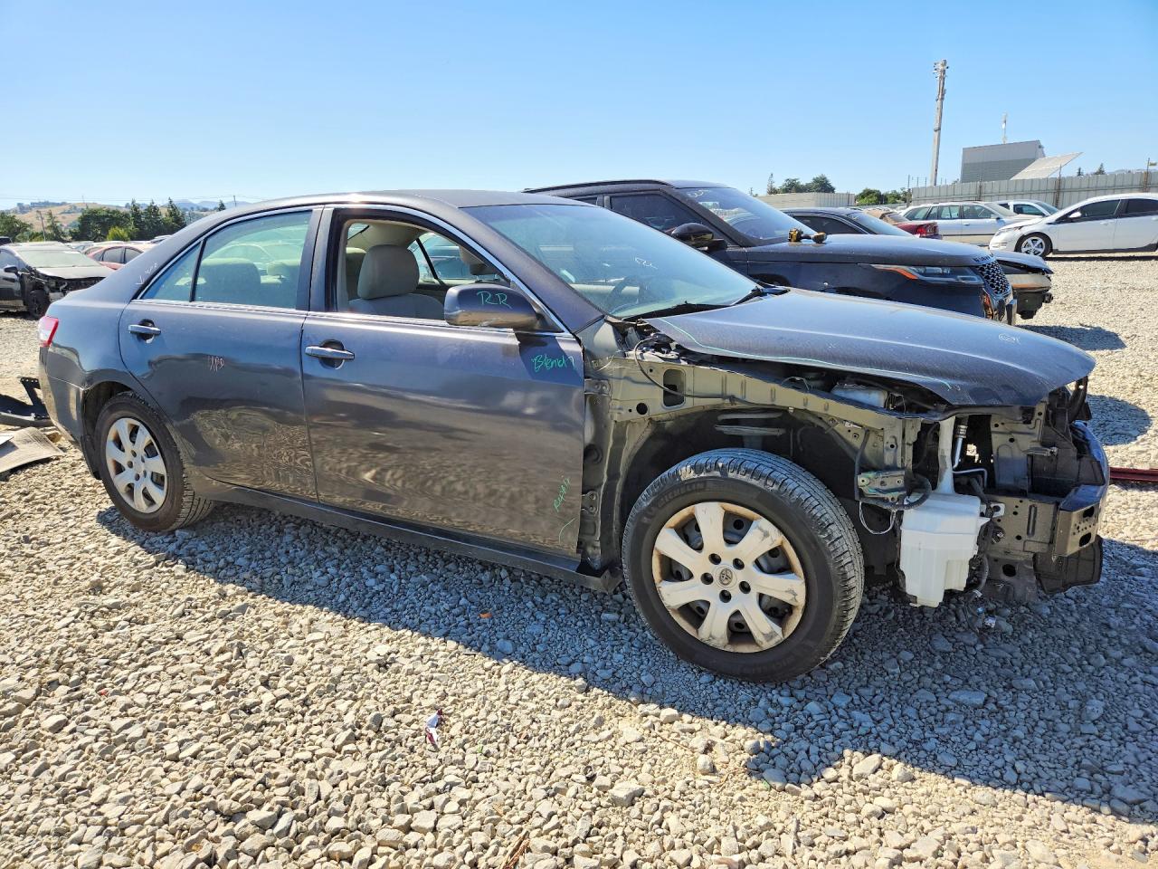 2011 Toyota Camry Le Charcoal vin: 4T1BF3EK8BU620220