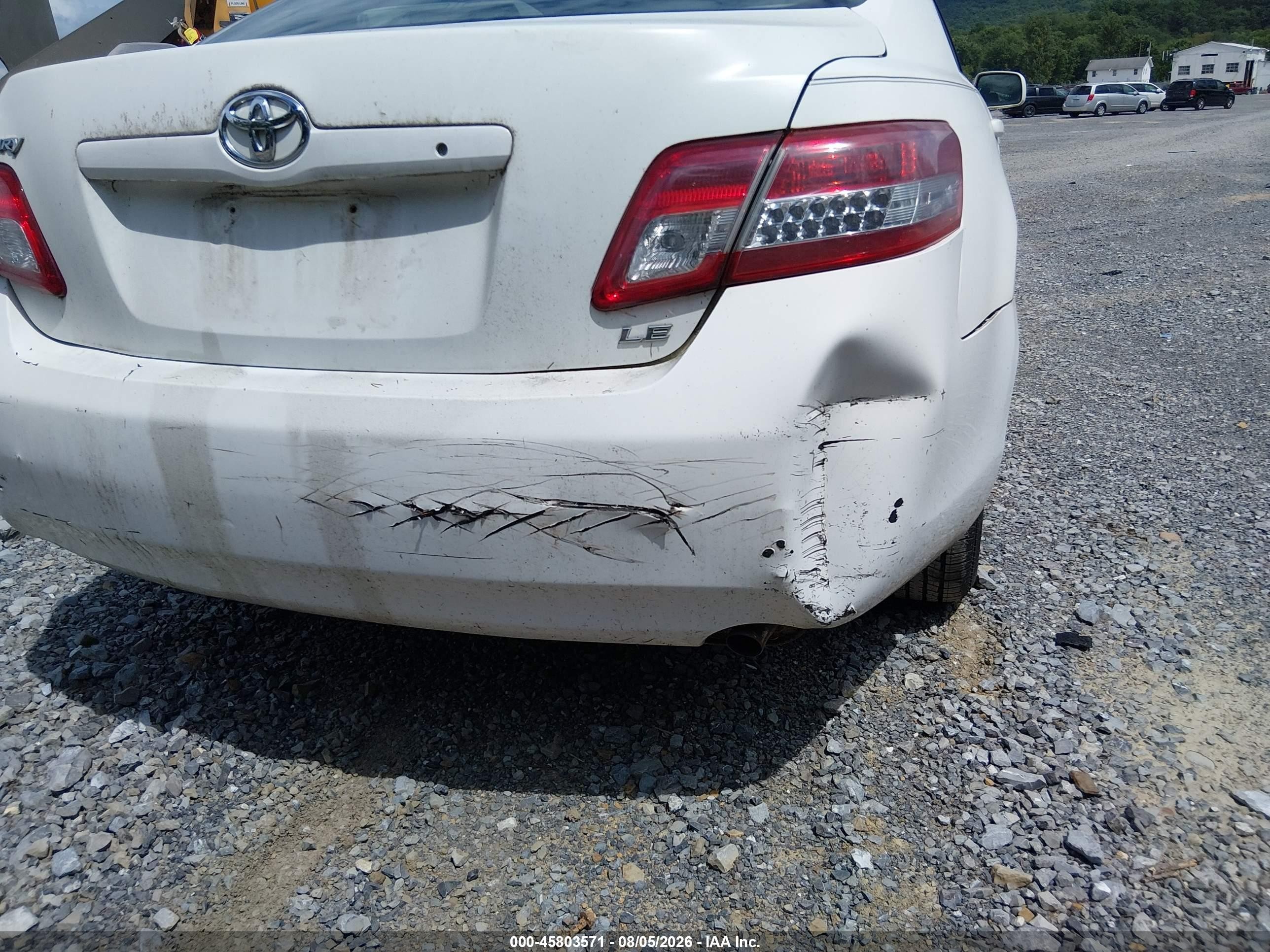 2011 Toyota Camry Le White vin: 4T1BF3EK8BU633047
