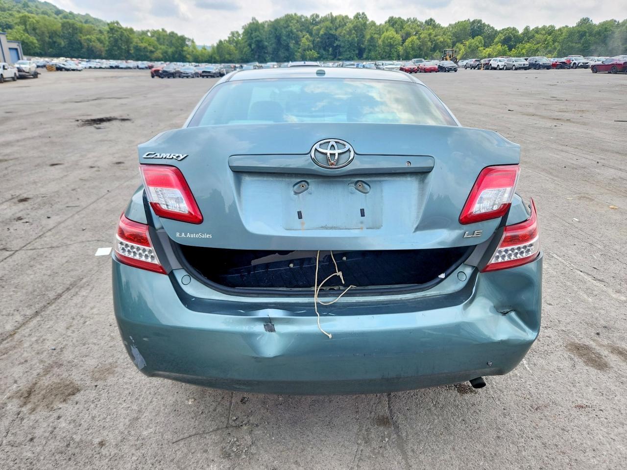 2011 Toyota Camry Le Бирюзовый vin: 4T1BF3EK8BU651001