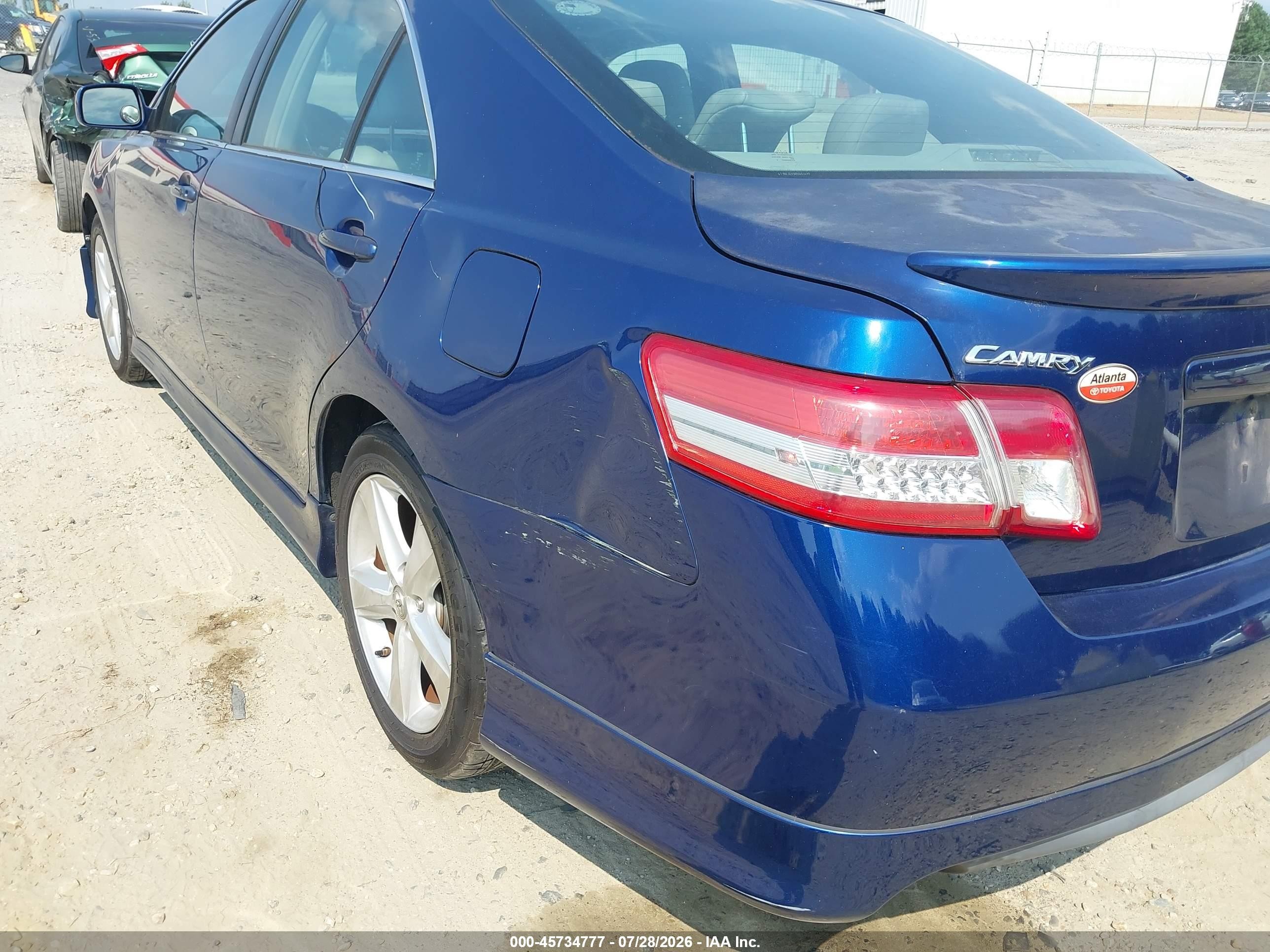 2011 Toyota Camry Se Blue vin: 4T1BF3EK8BU651497