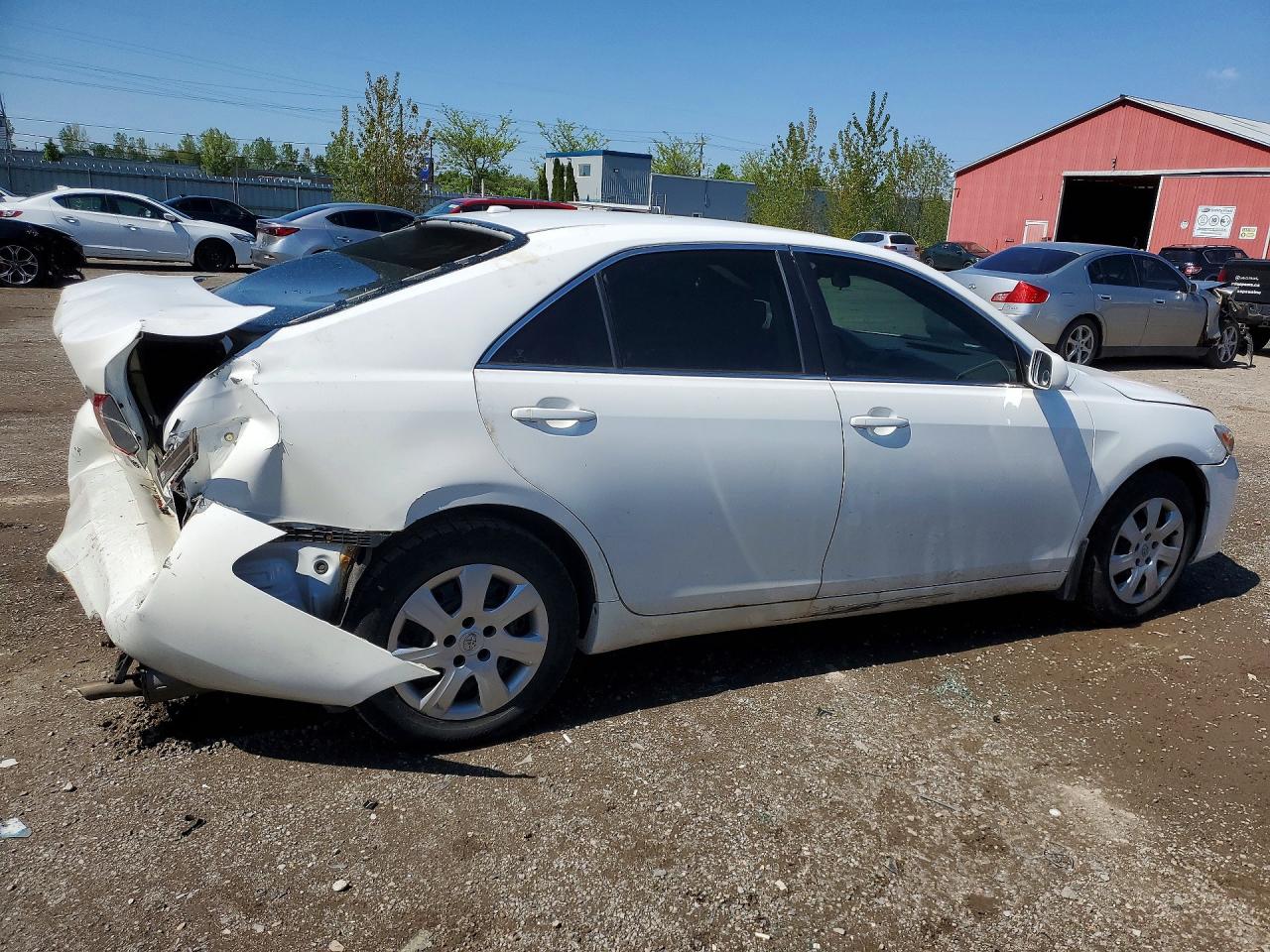 2011 Toyota Camry Base White vin: 4T1BF3EK8BU665111