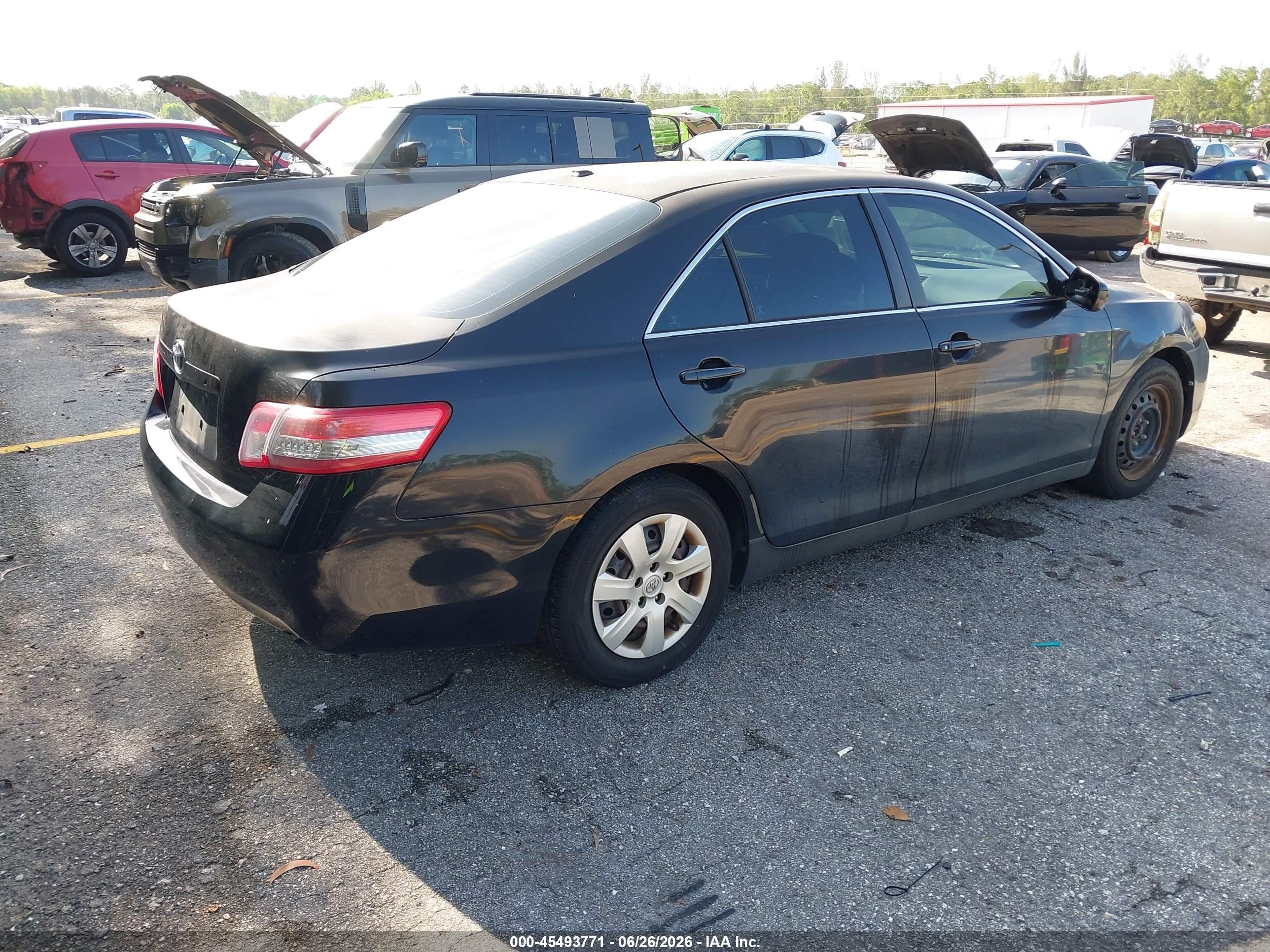 2011 Toyota Camry   Black vin: 4T1BF3EK8BU667151