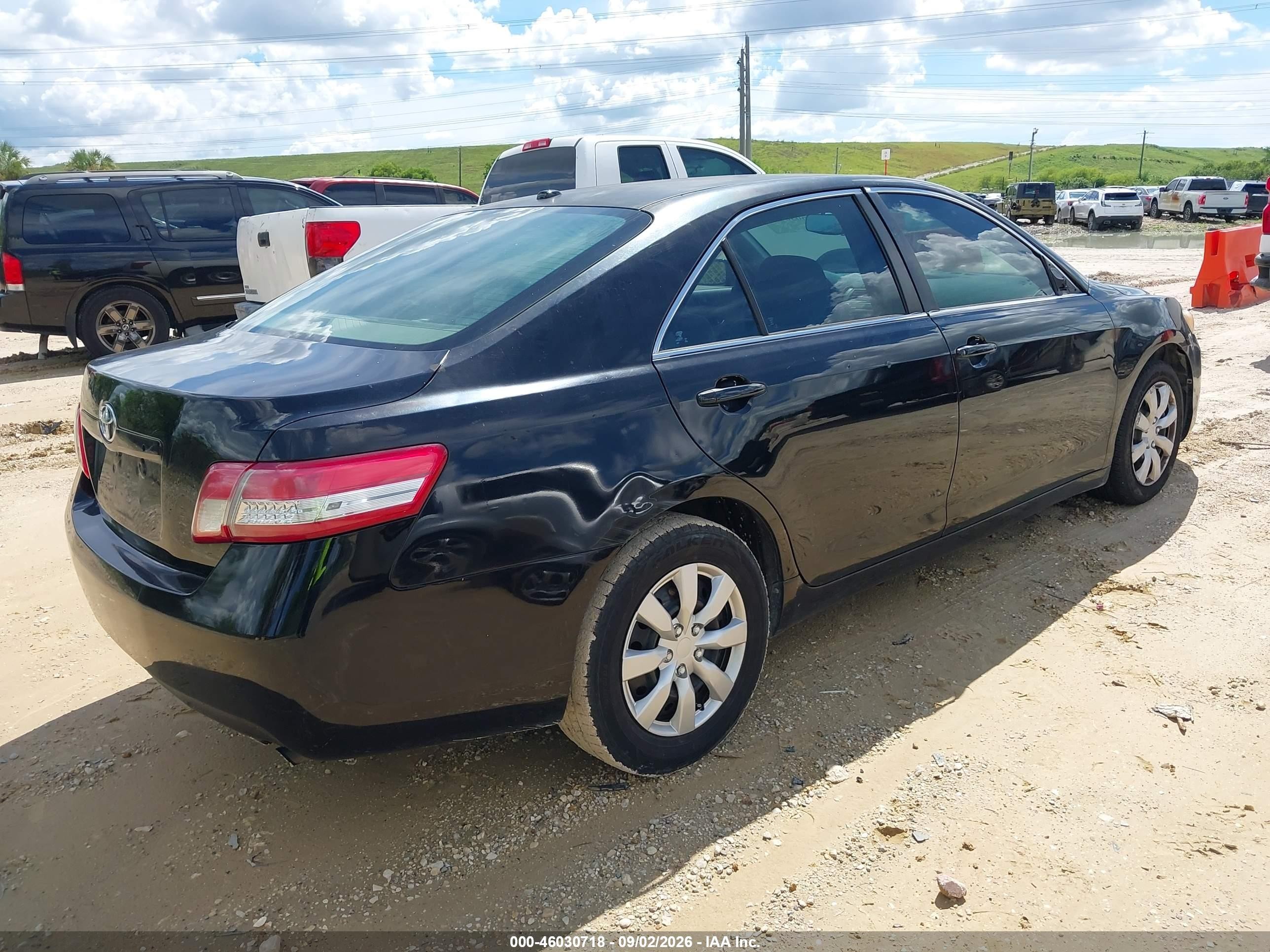 2011 Toyota Camry   Black vin: 4T1BF3EK8BU675430