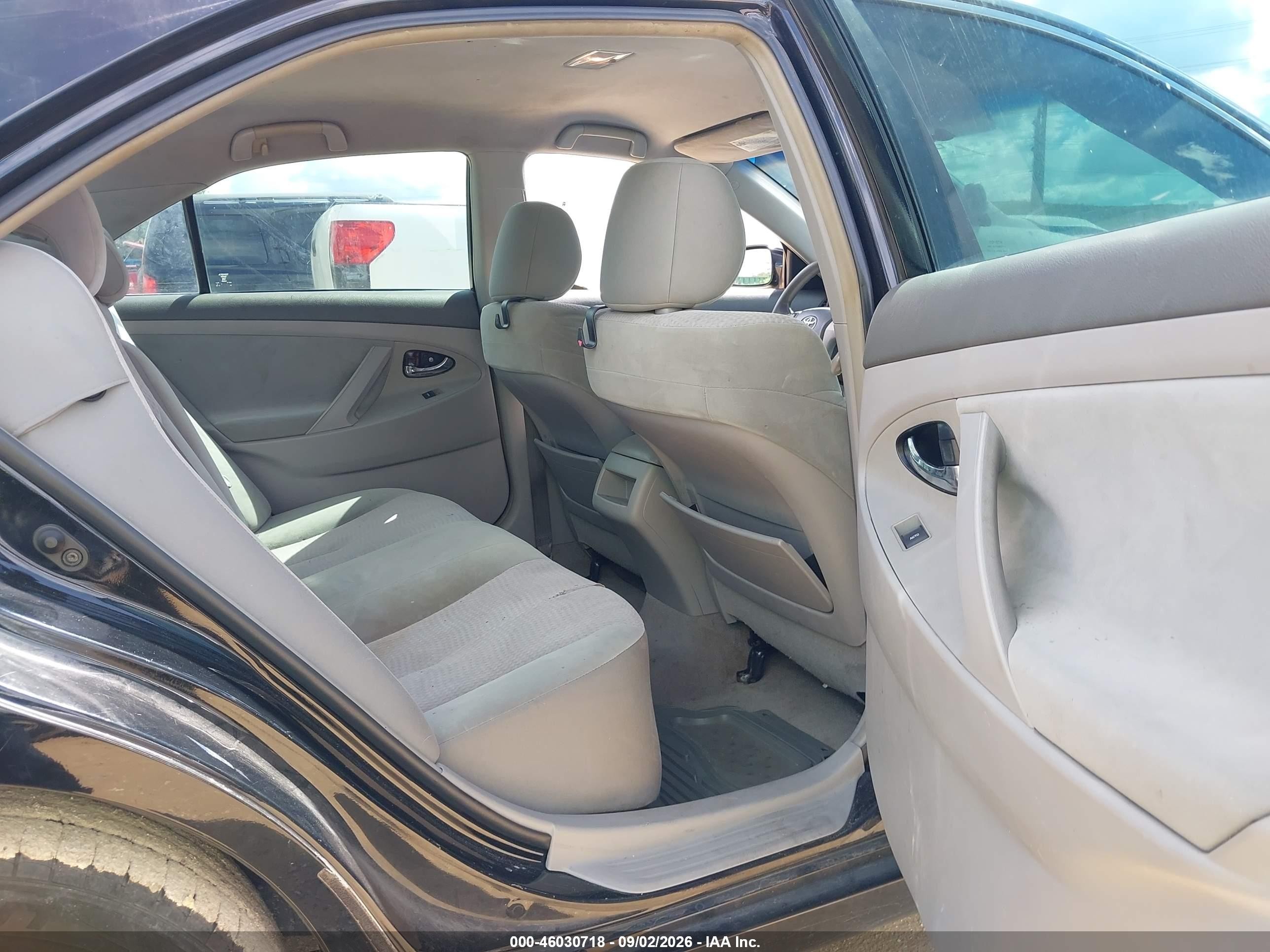 2011 Toyota Camry   Black vin: 4T1BF3EK8BU675430