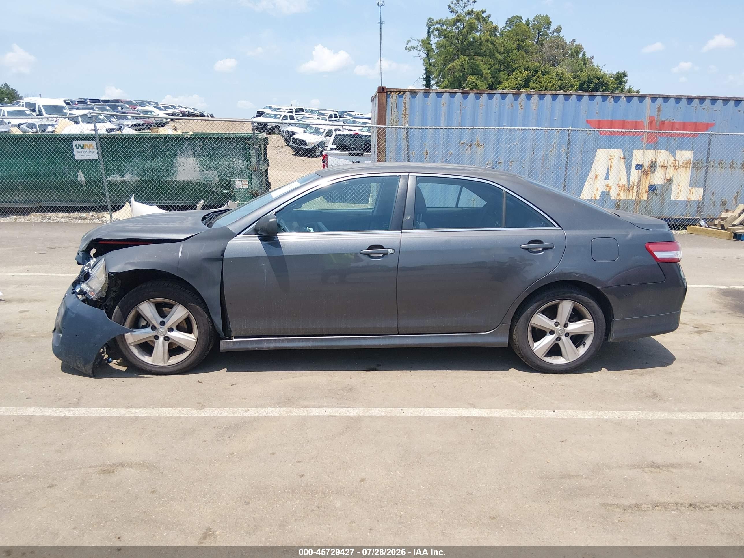 2011 Toyota Camry Se Gray vin: 4T1BF3EK8BU678876