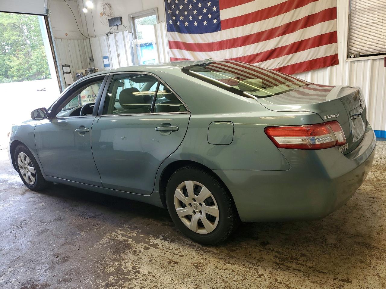 2011 Toyota Camry Le Teal vin: 4T1BF3EK8BU684130