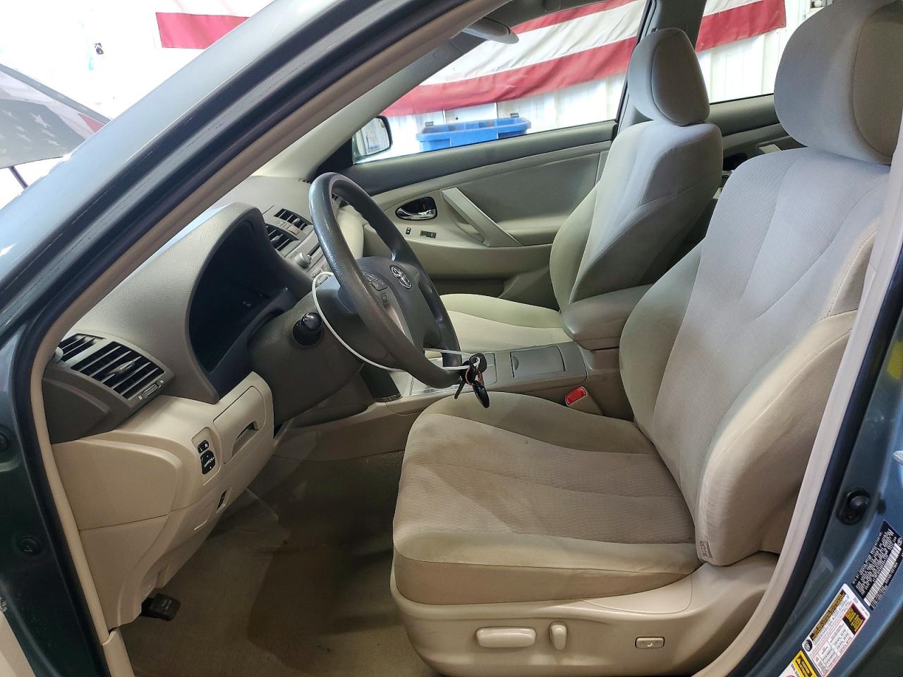 2011 Toyota Camry Le Teal vin: 4T1BF3EK8BU684130