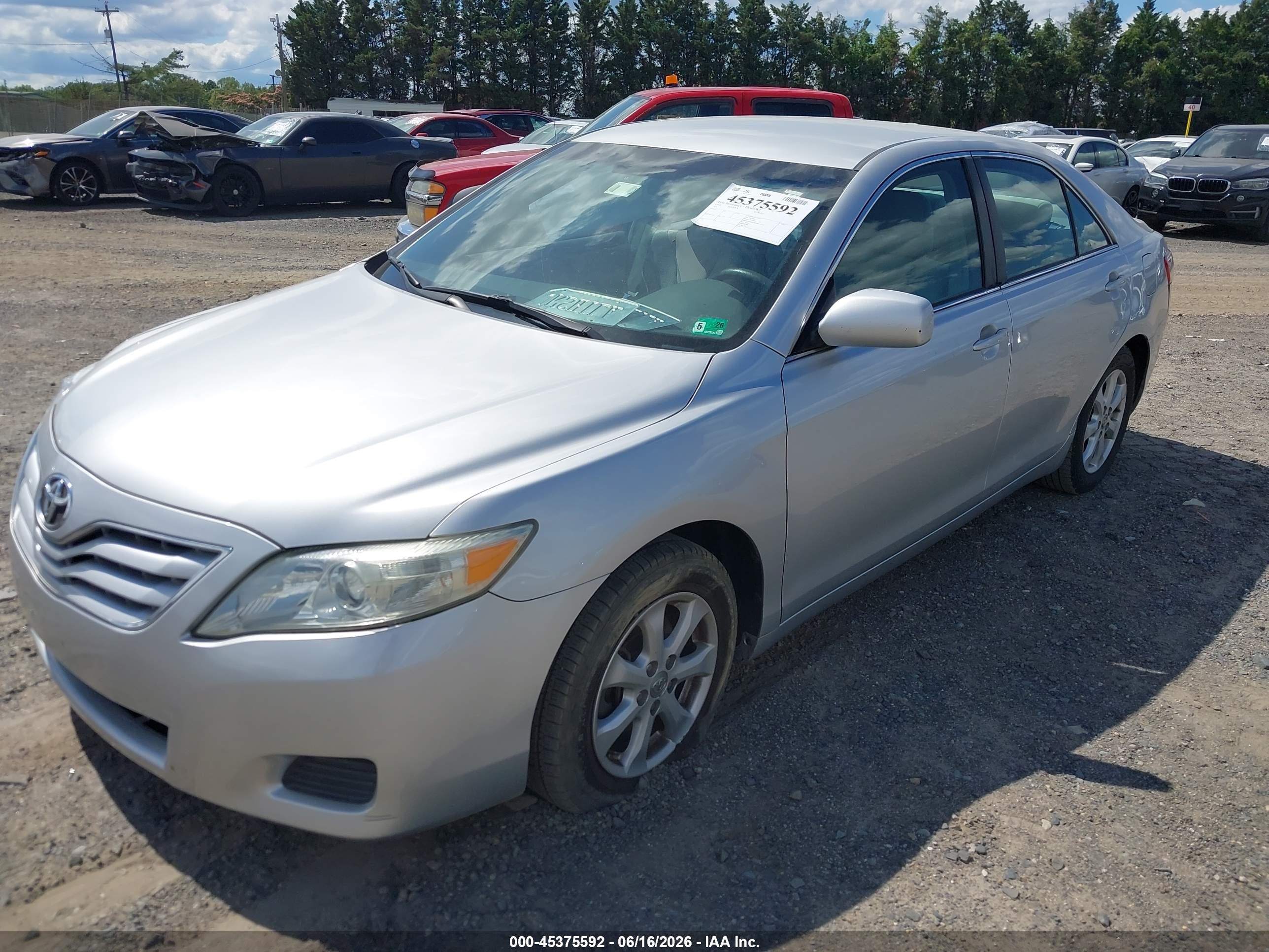2011 Toyota Camry Se/le/xle Silver vin: 4T1BF3EK8BU691255