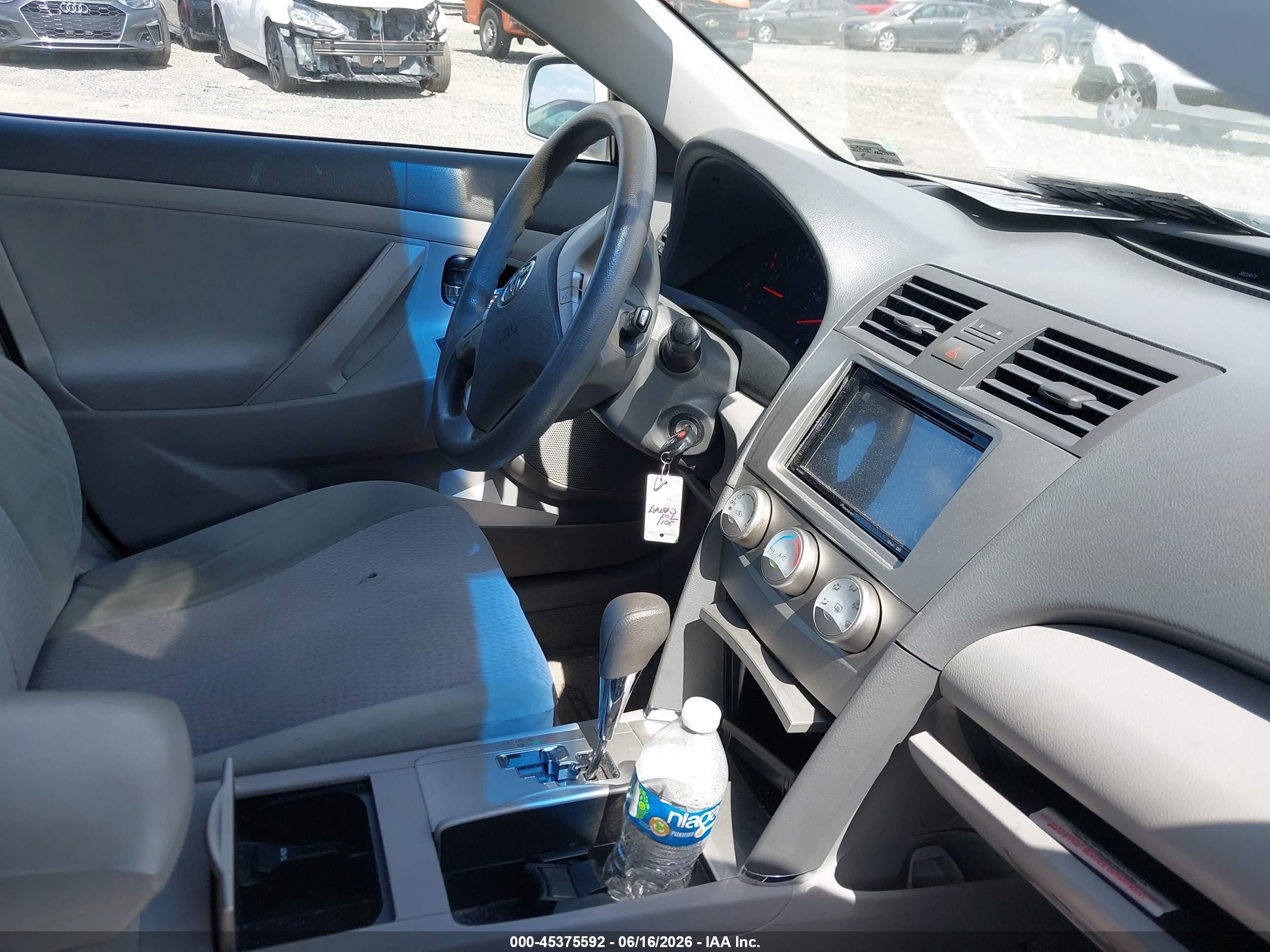 2011 Toyota Camry Se/le/xle Silver vin: 4T1BF3EK8BU691255