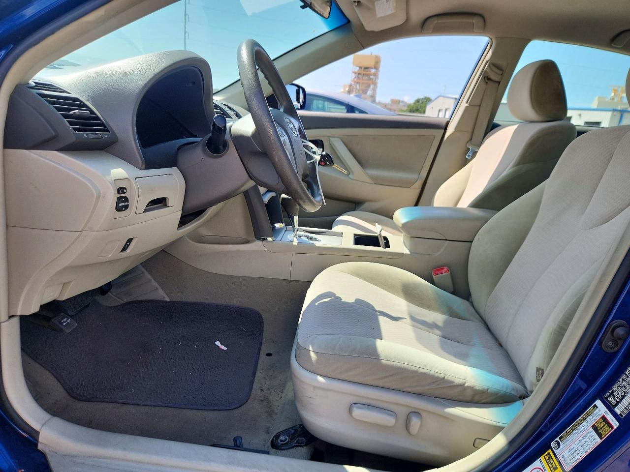 2011 Toyota Camry Le Blue vin: 4T1BF3EK8BU704733