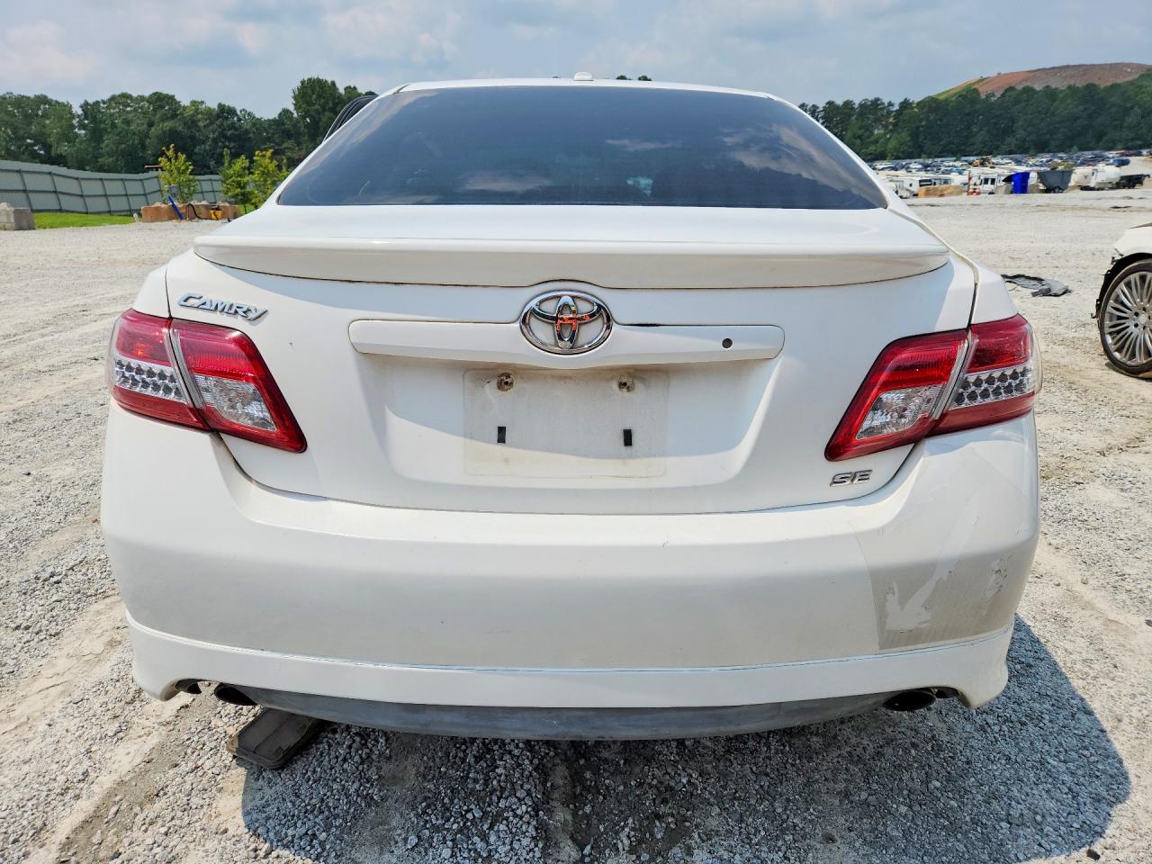 2011 Toyota Camry Se White vin: 4T1BF3EK8BU720429