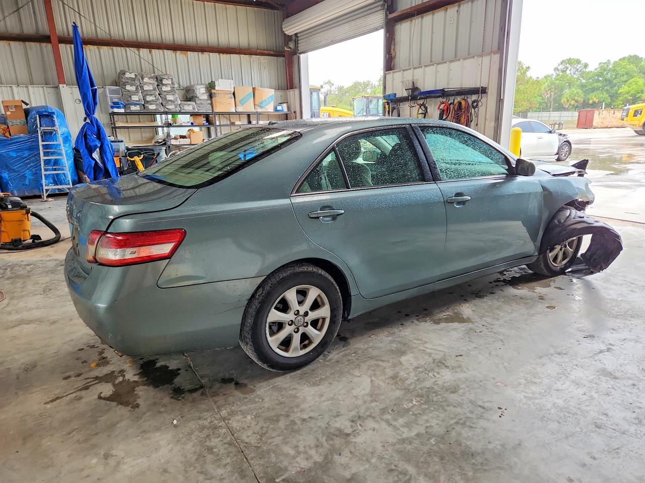 2011 Toyota Camry Le Бирюзовый vin: 4T1BF3EK8BU726599