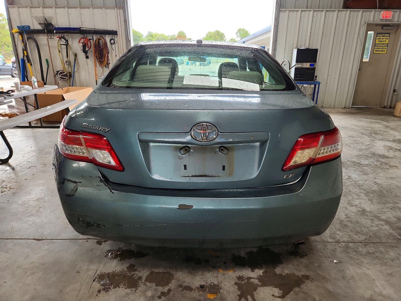 2011 Toyota Camry Le Бирюзовый vin: 4T1BF3EK8BU726599