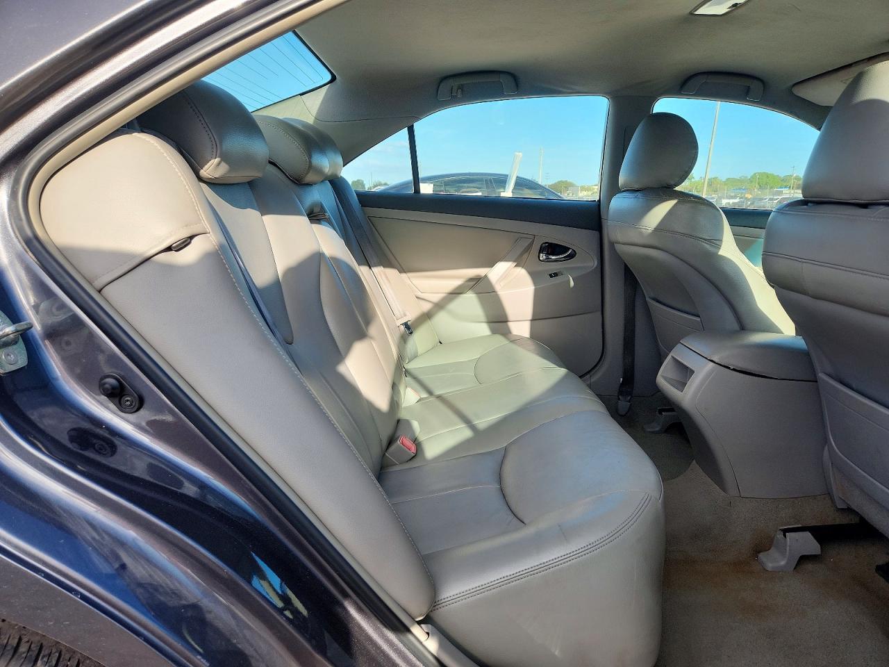 2011 Toyota Camry Le Серый vin: 4T1BF3EK8BU727610