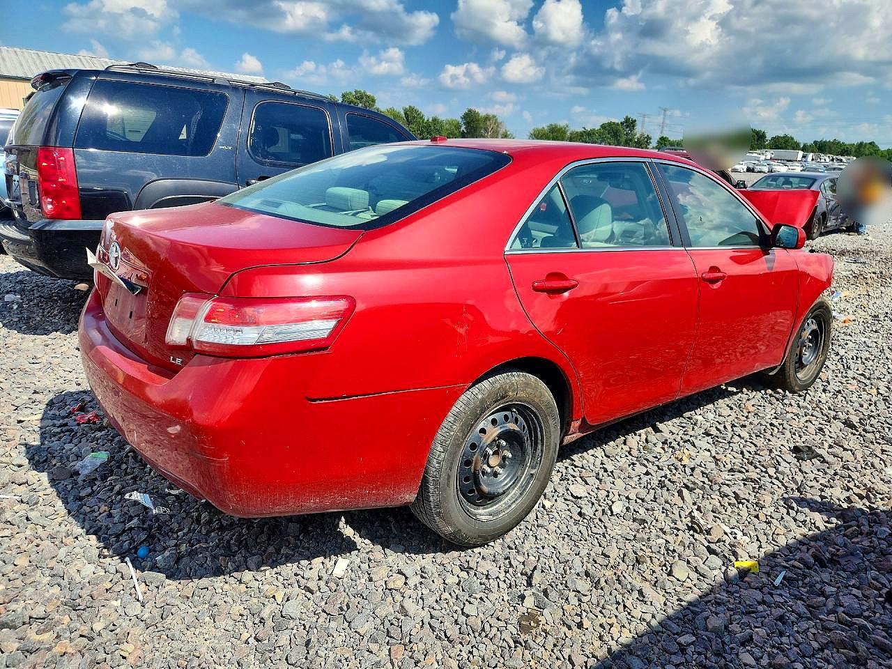 2011 Toyota Camry Le Красный vin: 4T1BF3EK8BU729728