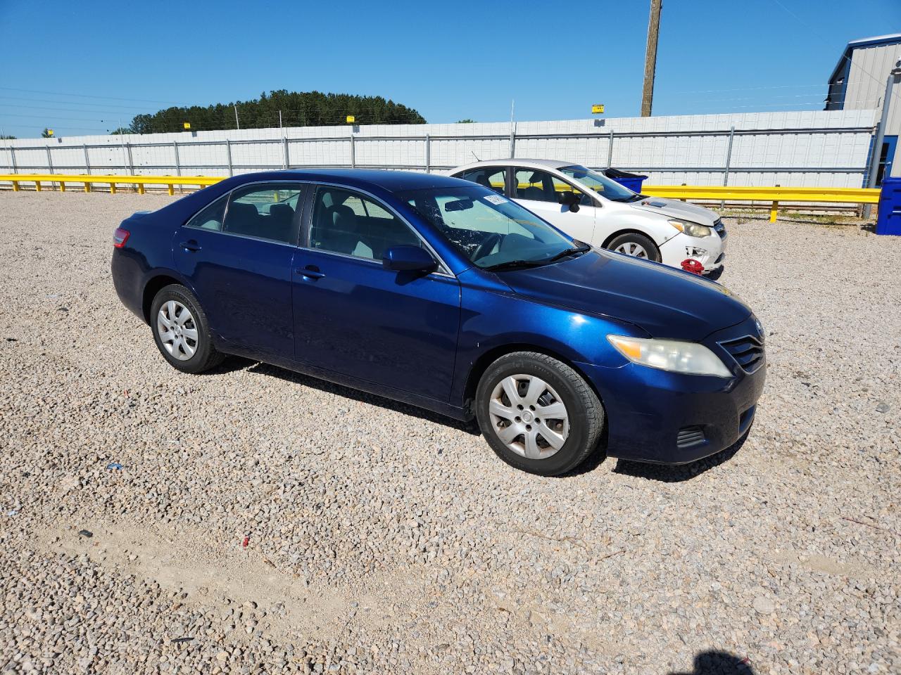 2011 Toyota Camry Le Blue vin: 4T1BF3EK8BU740289