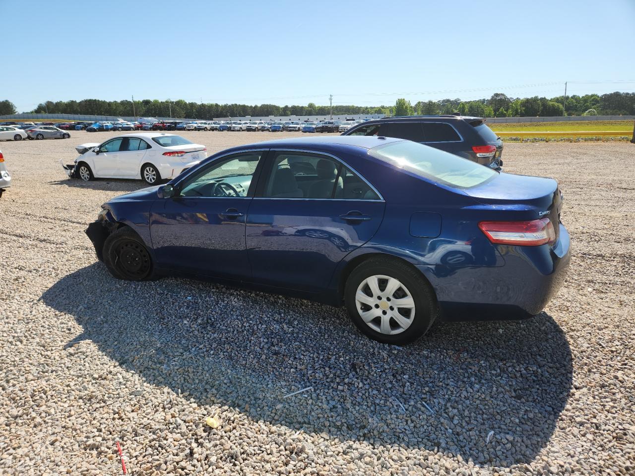 2011 Toyota Camry Le Blue vin: 4T1BF3EK8BU740289
