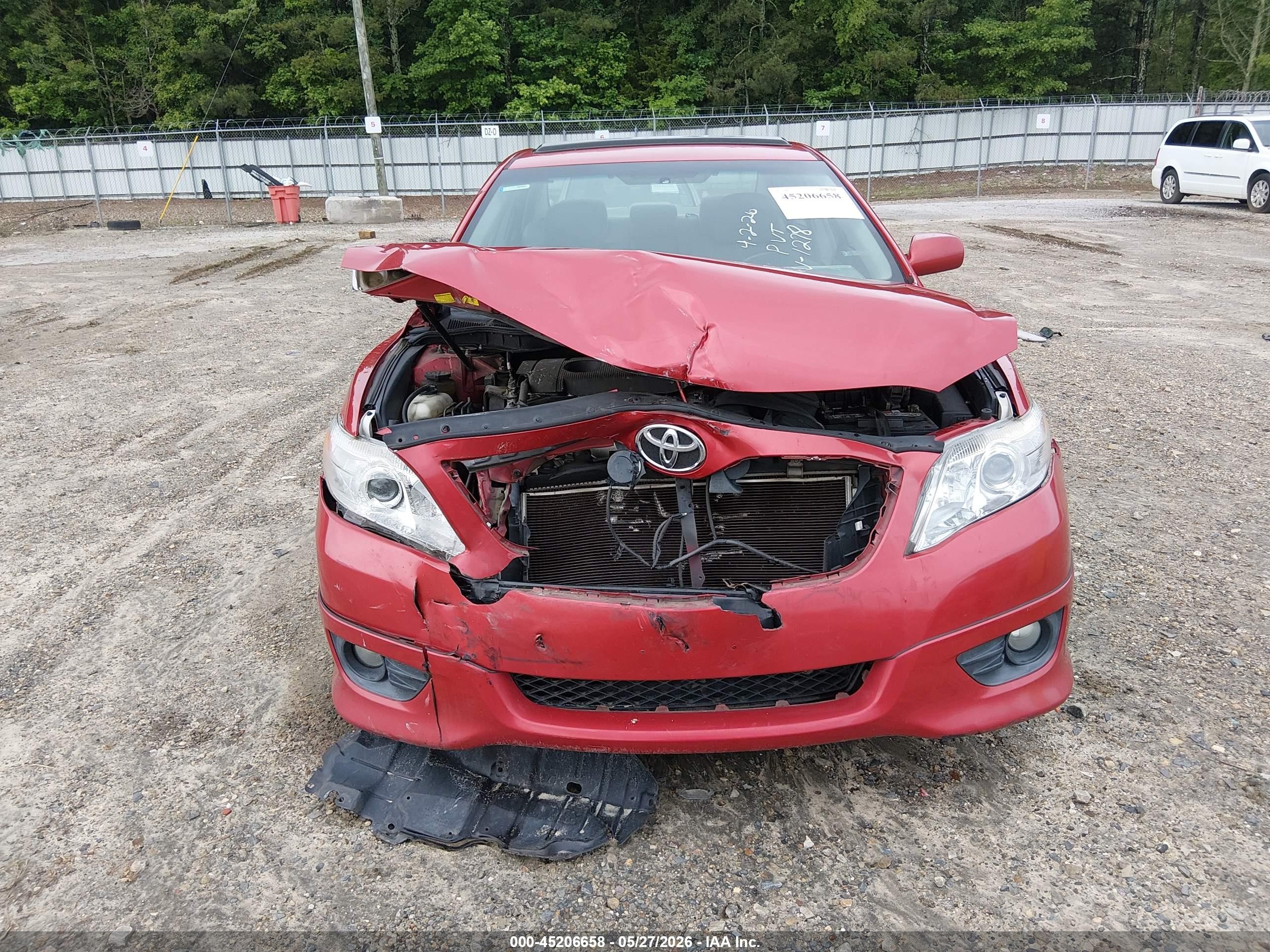 2011 Toyota Camry Se Red vin: 4T1BF3EK8BU741278