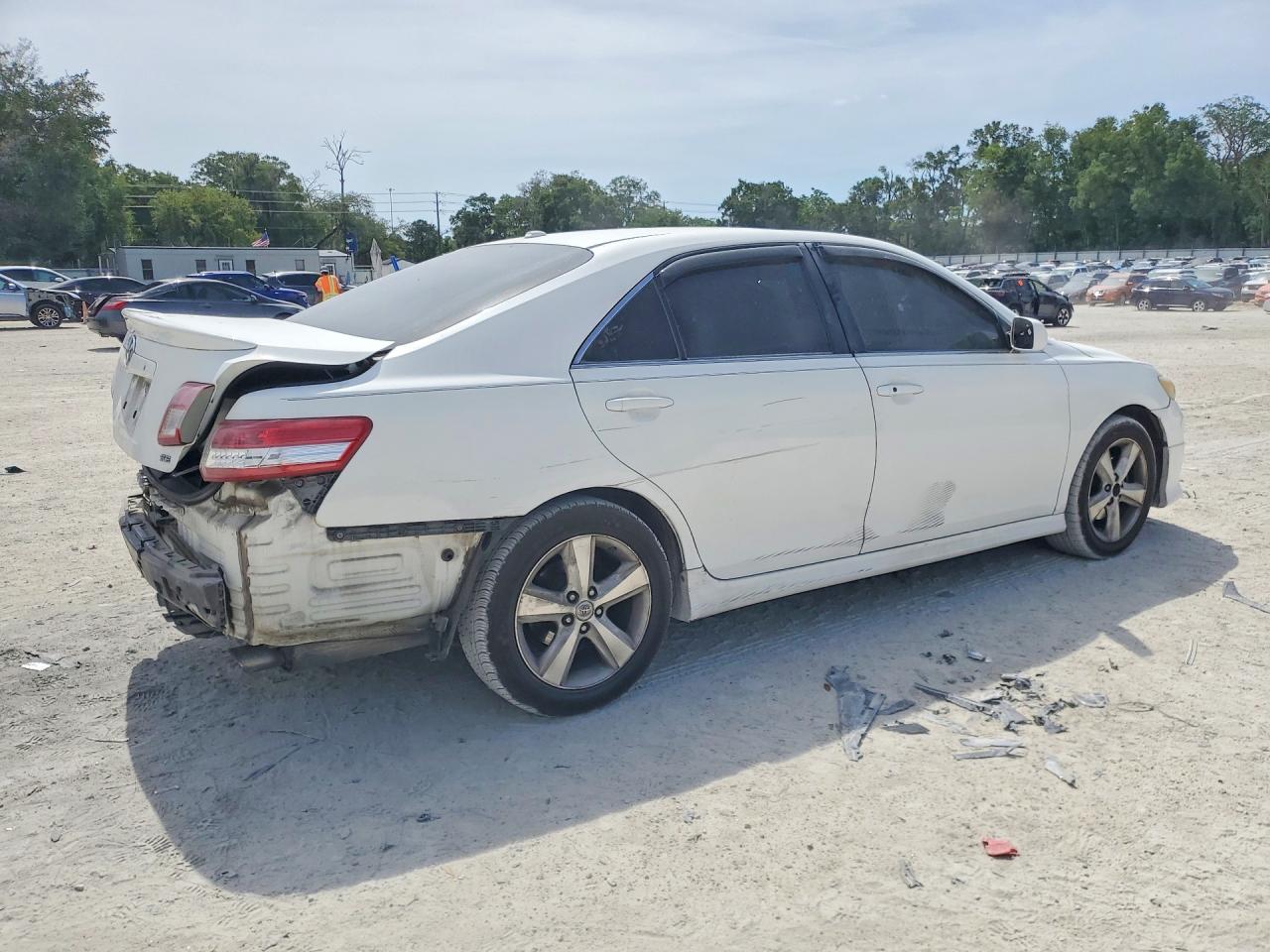 2011 Toyota Camry Se White vin: 4T1BF3EK8BU744441