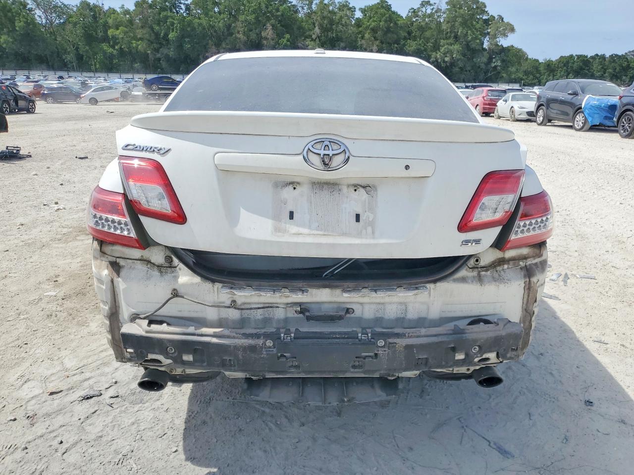 2011 Toyota Camry Se White vin: 4T1BF3EK8BU744441