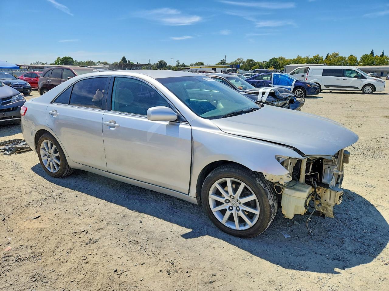 2011 Toyota Camry Le Серебряный vin: 4T1BF3EK8BU744715