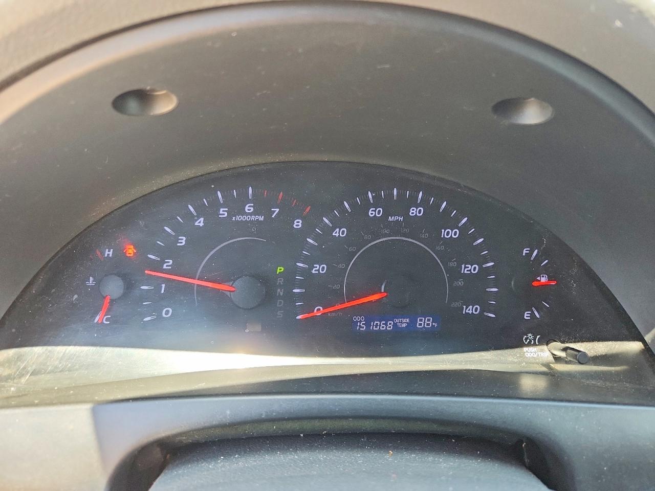 2011 Toyota Camry Le Серебряный vin: 4T1BF3EK8BU744715