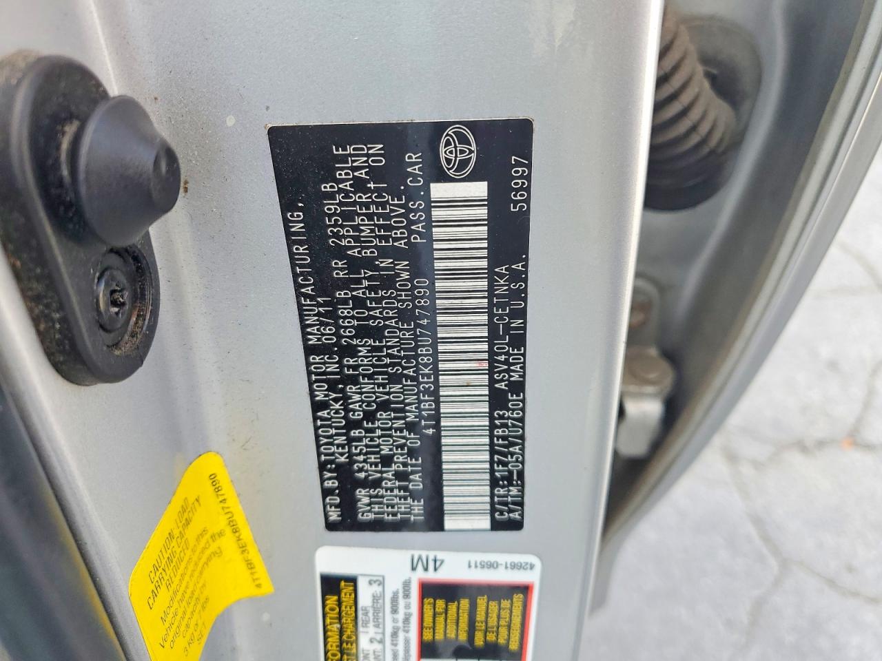 2011 Toyota Camry Le Silver vin: 4T1BF3EK8BU747890