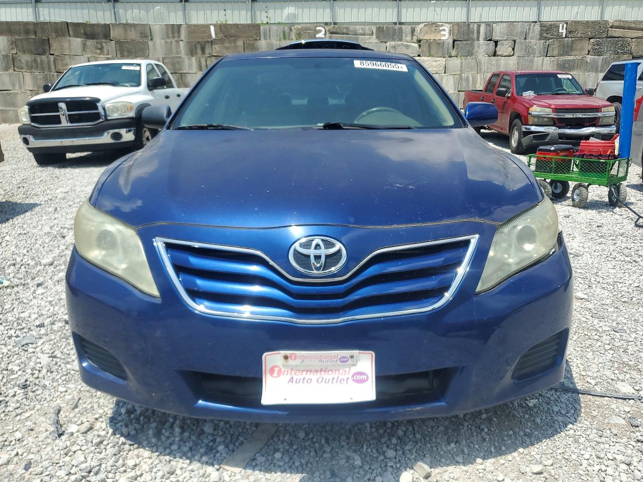 2011 Toyota Camry Le Blue vin: 4T1BF3EK8BU750269
