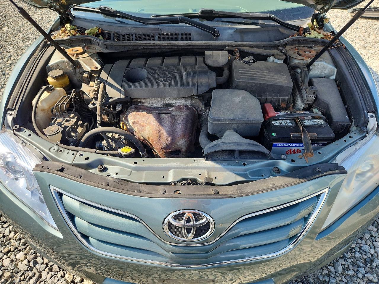 2011 Toyota Camry Le Green vin: 4T1BF3EK8BU758128