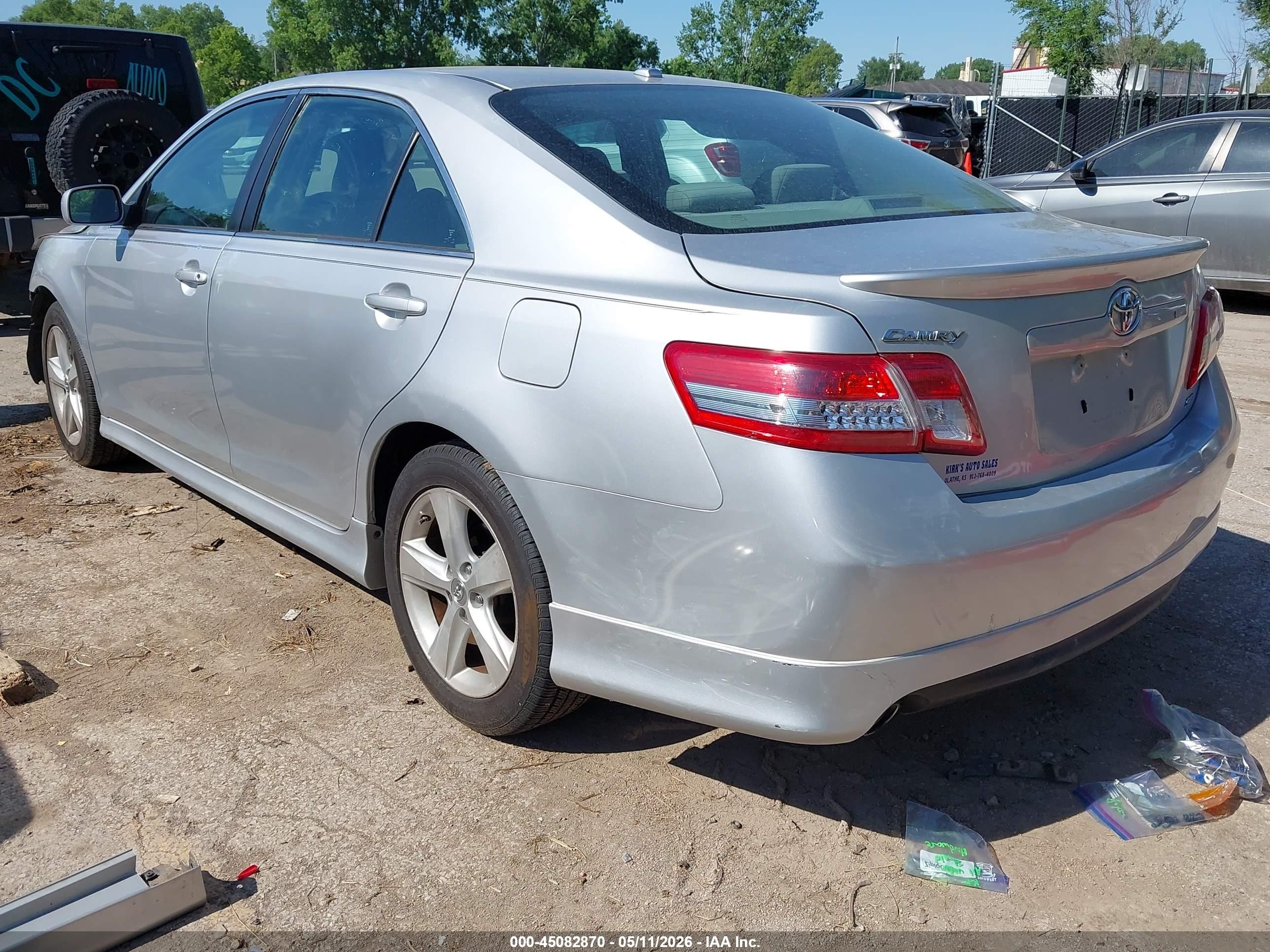 2011 Toyota Camry Se Silver vin: 4T1BF3EK8BU759893