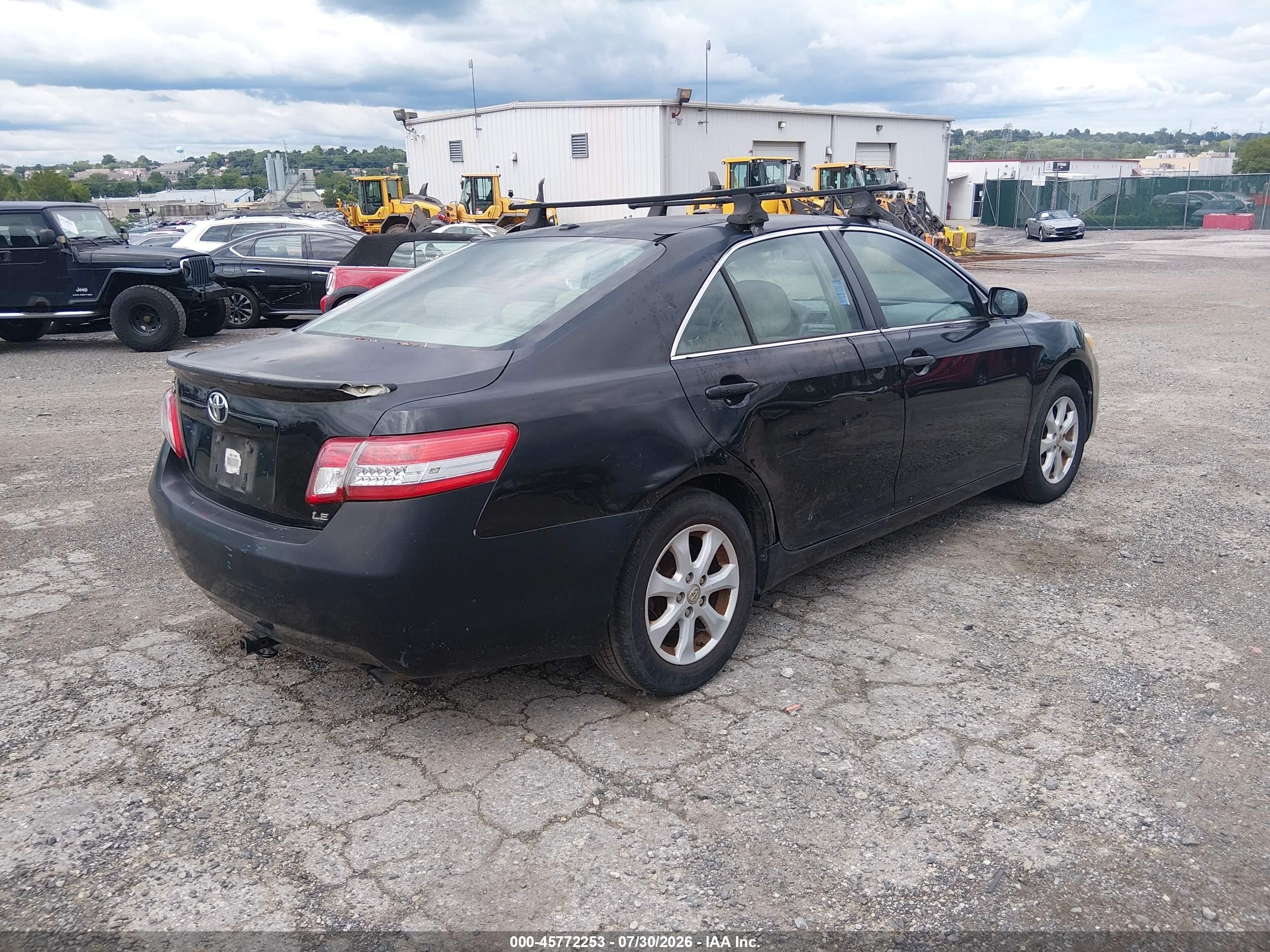 2011 Toyota Camry Le Black vin: 4T1BF3EK8BU760638