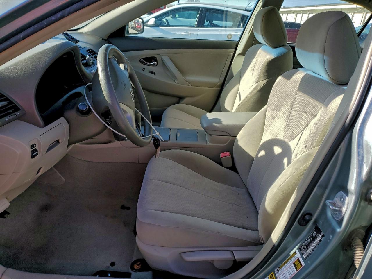 2011 Toyota Camry Base Green vin: 4T1BF3EK8BU762101