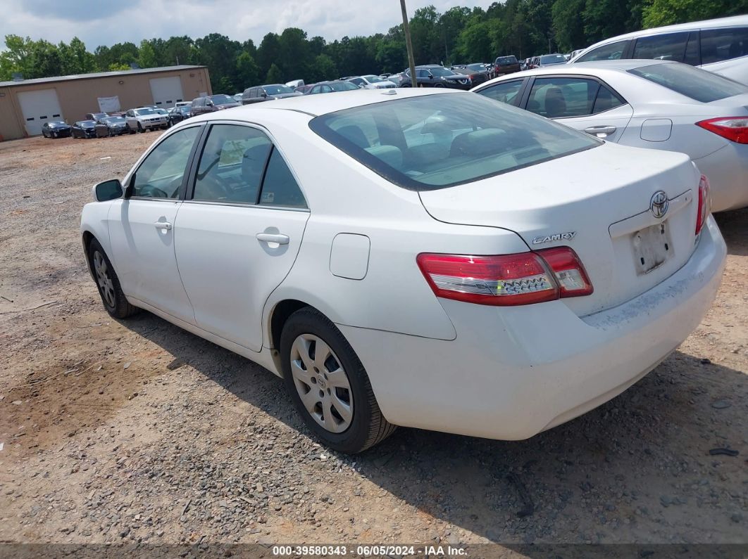 2011 Toyota Camry Le White vin: 4T1BF3EK8BU777004