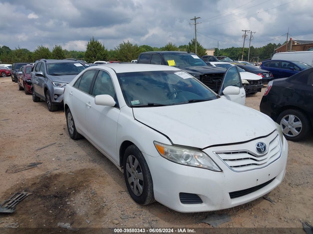 2011 Toyota Camry Le White vin: 4T1BF3EK8BU777004