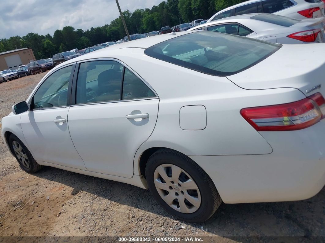 2011 Toyota Camry Le White vin: 4T1BF3EK8BU777004