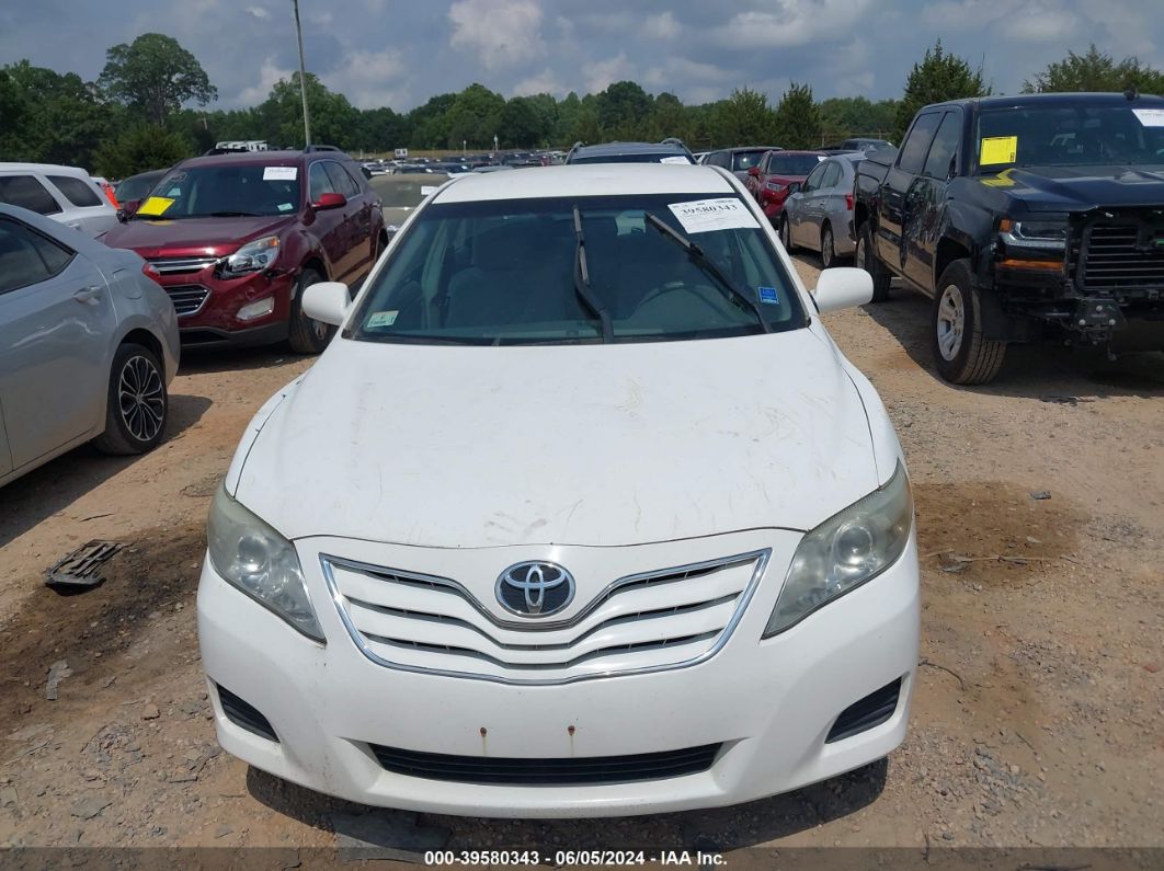 2011 Toyota Camry Le White vin: 4T1BF3EK8BU777004
