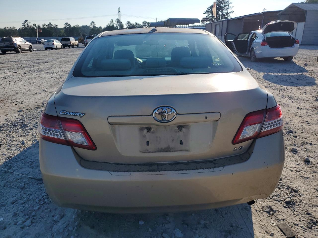 2010 Toyota Camry Le Золотой vin: 4T1BF3EK9AU024211